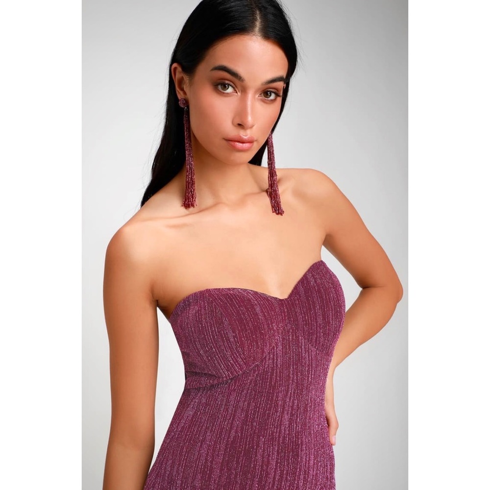 SEXY “Downtown Friday’s” Strapless Bodycon Dress - Picture 4 of 12